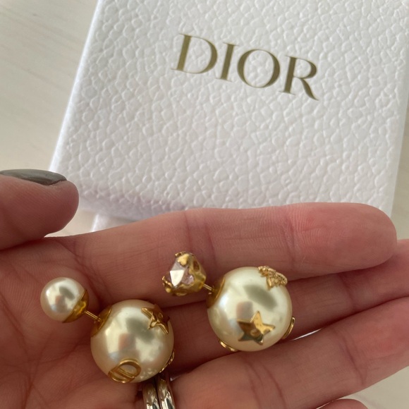 Dior Tribales Earrings Gold-Finish Metal White Resin Pearl Silver-Tone Crystal - Picture 4 of 7
